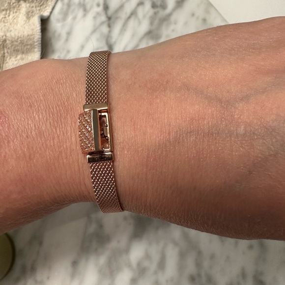 NWOT Pandora Reflexions rose gold bracelet. Size 7.1”. - Picture 4 of 9